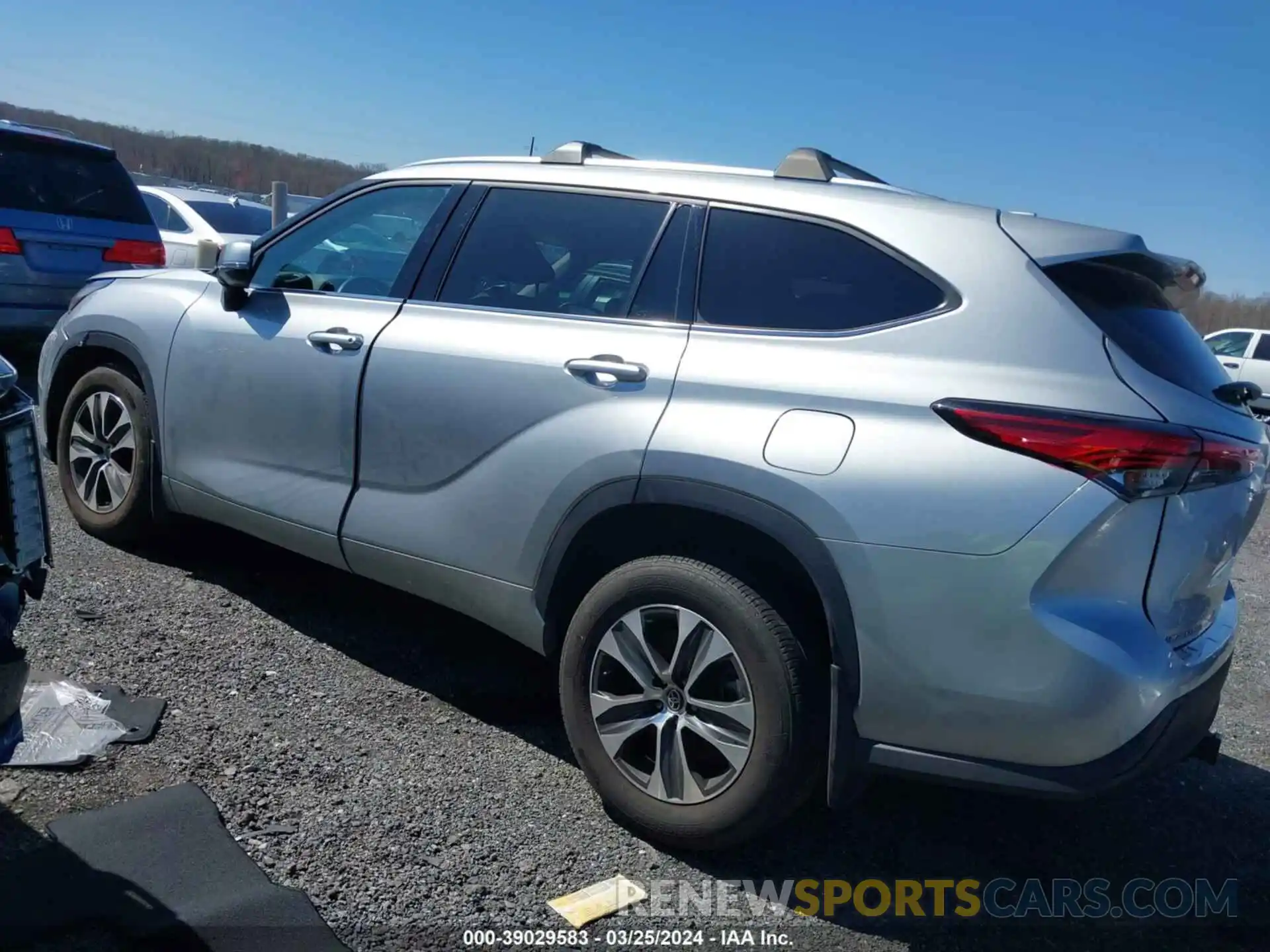 3 Photograph of a damaged car 5TDGZRBH4MS112699 TOYOTA HIGHLANDER 2021