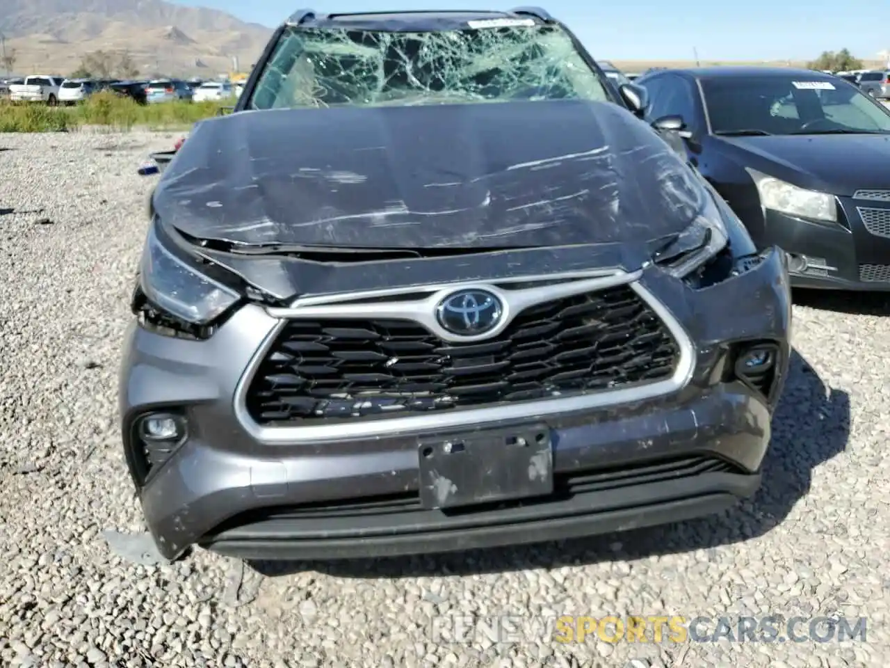 9 Photograph of a damaged car 5TDGZRBH4MS530745 TOYOTA HIGHLANDER 2021