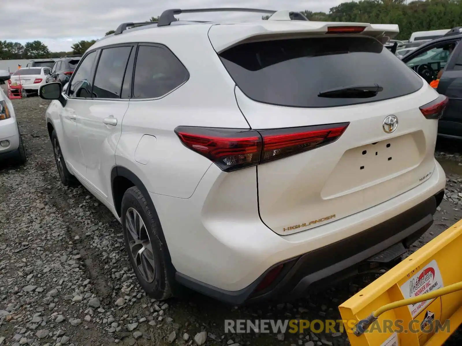 3 Photograph of a damaged car 5TDGZRBH4MS541325 TOYOTA HIGHLANDER 2021