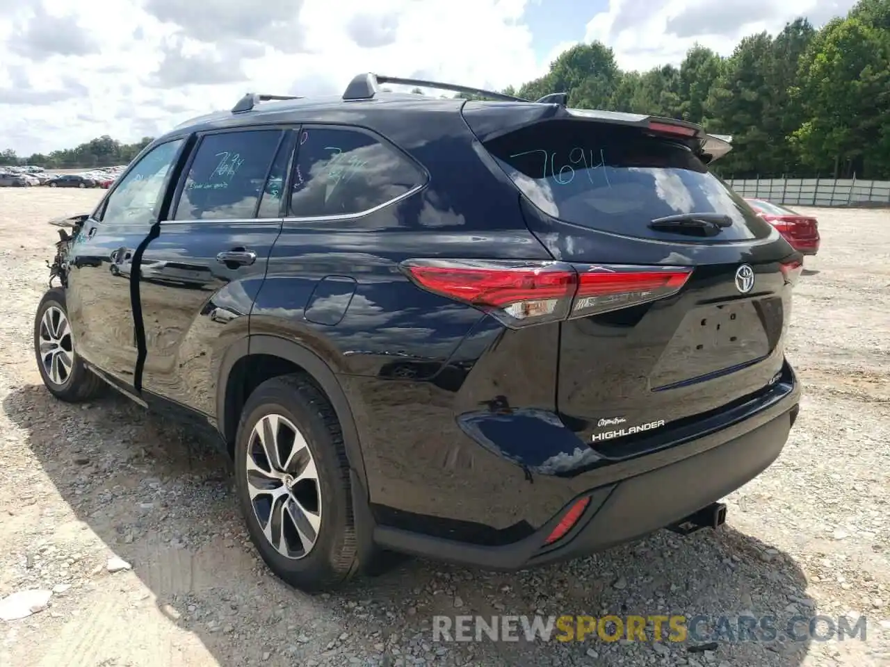 3 Photograph of a damaged car 5TDGZRBH4MS542362 TOYOTA HIGHLANDER 2021