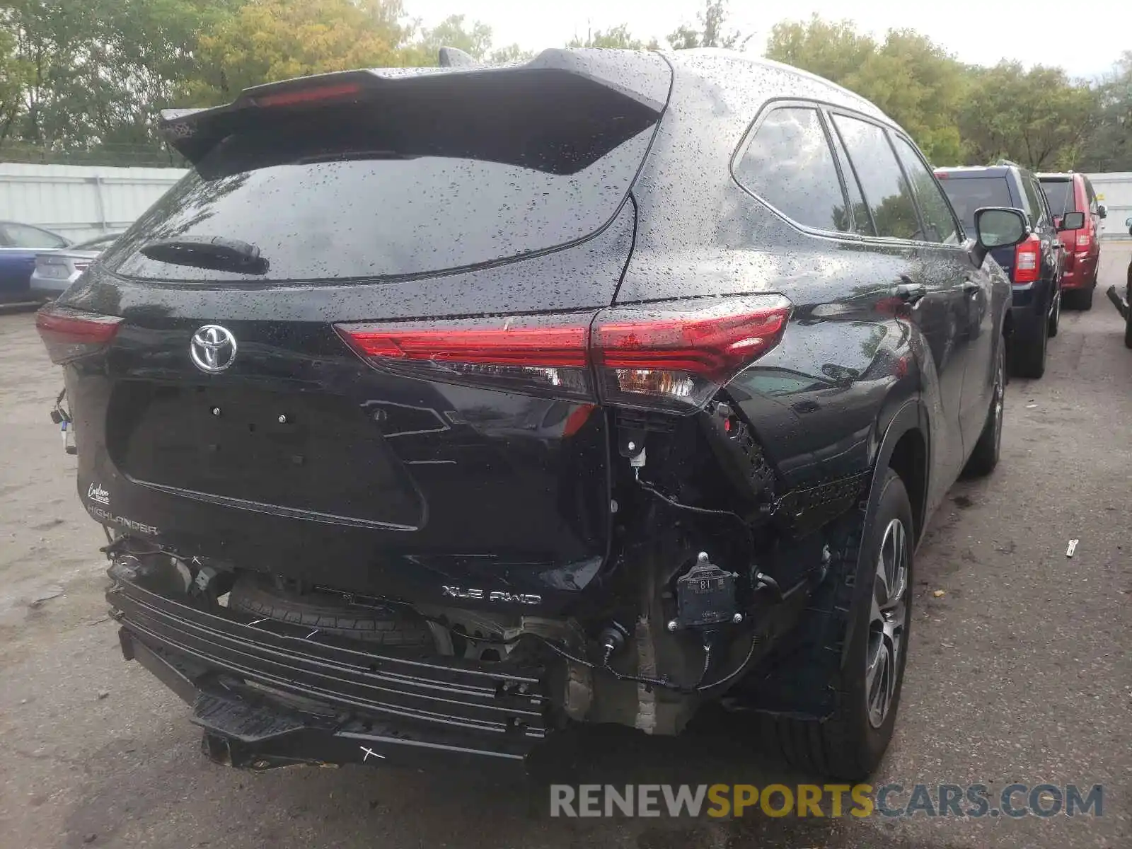 4 Photograph of a damaged car 5TDGZRBH4MS545715 TOYOTA HIGHLANDER 2021