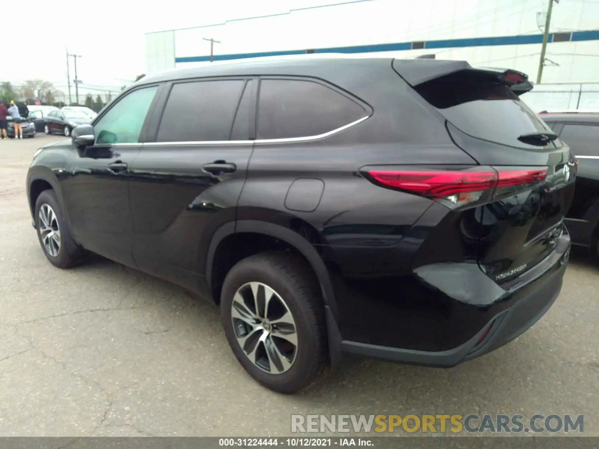 3 Photograph of a damaged car 5TDGZRBH4MS554060 TOYOTA HIGHLANDER 2021