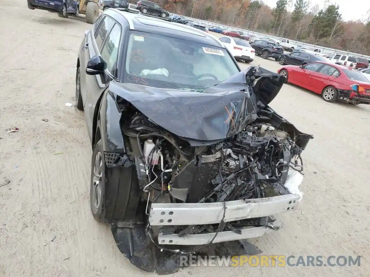 9 Photograph of a damaged car 5TDGZRBH5MS072620 TOYOTA HIGHLANDER 2021