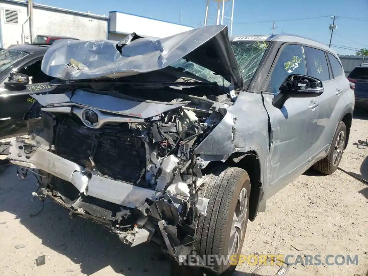 2 Photograph of a damaged car 5TDGZRBH5MS073623 TOYOTA HIGHLANDER 2021