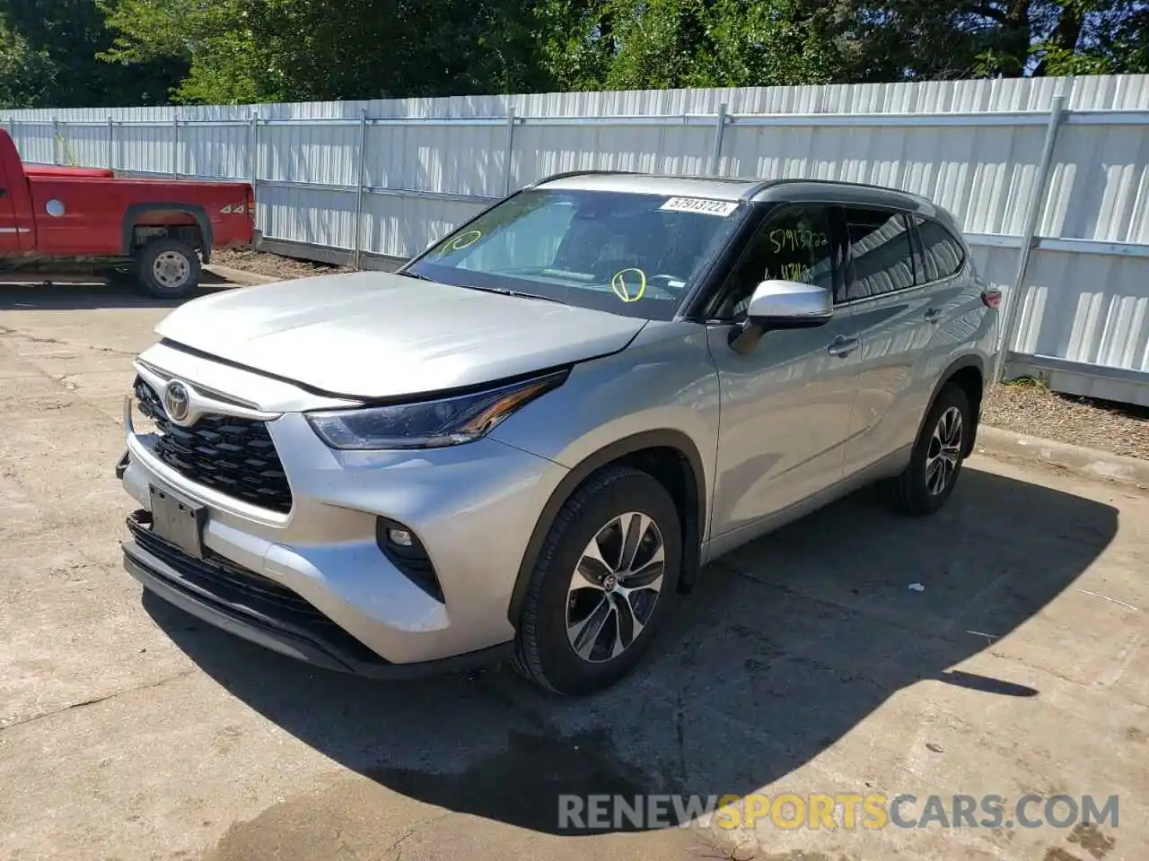 2 Photograph of a damaged car 5TDGZRBH5MS130015 TOYOTA HIGHLANDER 2021