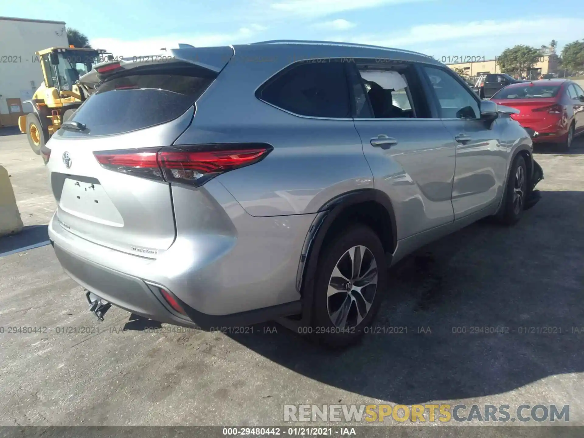 4 Photograph of a damaged car 5TDGZRBH5MS525621 TOYOTA HIGHLANDER 2021