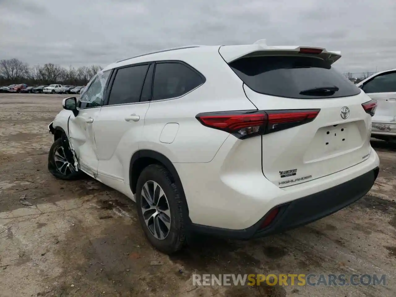 3 Photograph of a damaged car 5TDGZRBH5MS549952 TOYOTA HIGHLANDER 2021