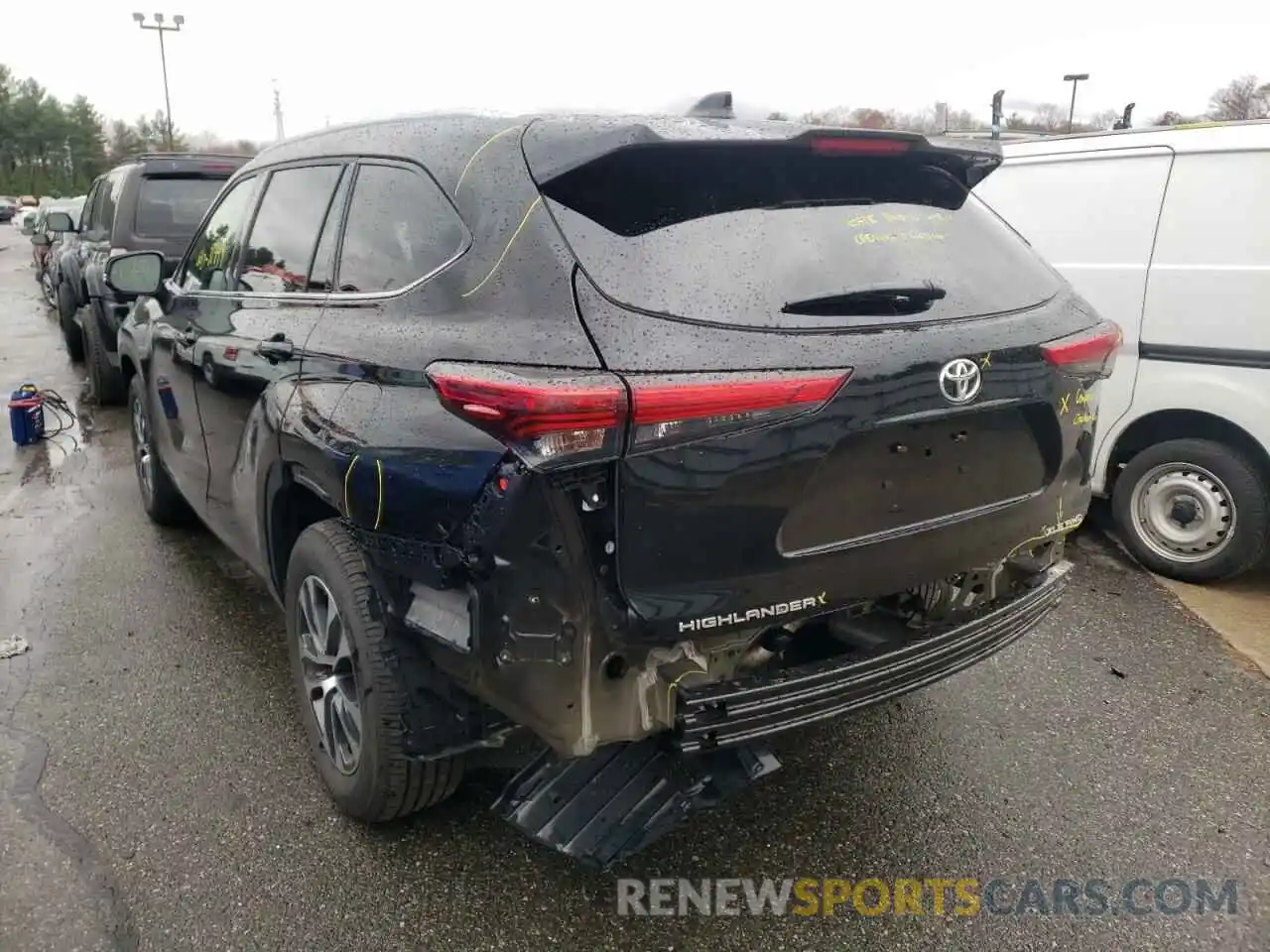 3 Photograph of a damaged car 5TDGZRBH6MS057818 TOYOTA HIGHLANDER 2021