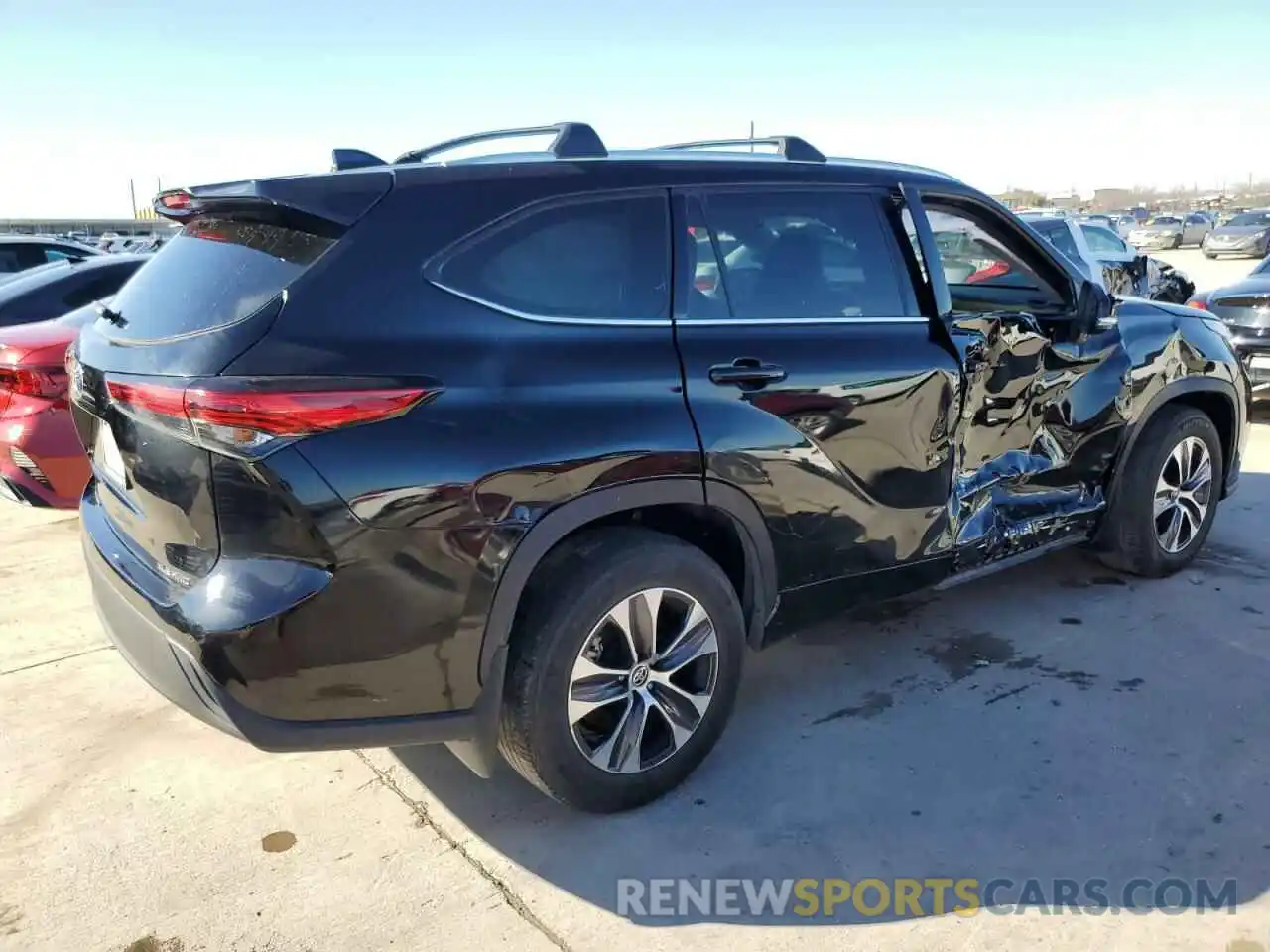 3 Photograph of a damaged car 5TDGZRBH6MS079236 TOYOTA HIGHLANDER 2021