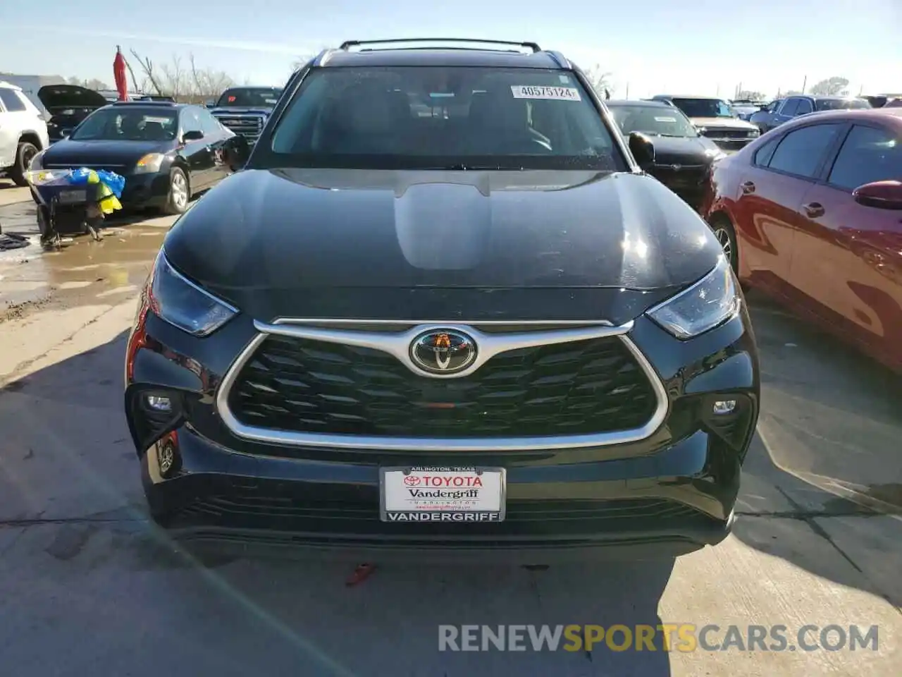 5 Photograph of a damaged car 5TDGZRBH6MS079236 TOYOTA HIGHLANDER 2021