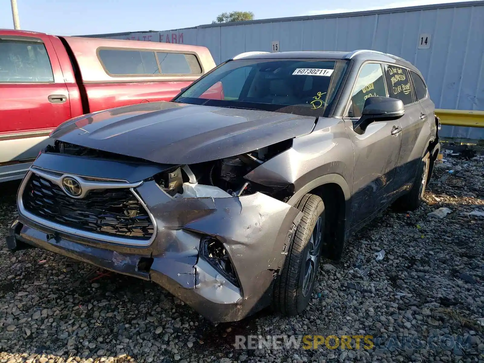 2 Photograph of a damaged car 5TDGZRBH6MS085344 TOYOTA HIGHLANDER 2021