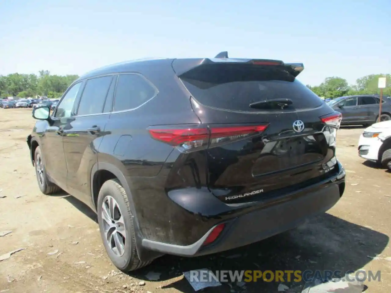 3 Photograph of a damaged car 5TDGZRBH6MS085540 TOYOTA HIGHLANDER 2021