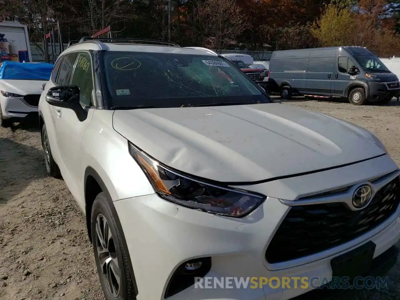 9 Photograph of a damaged car 5TDGZRBH6MS097364 TOYOTA HIGHLANDER 2021