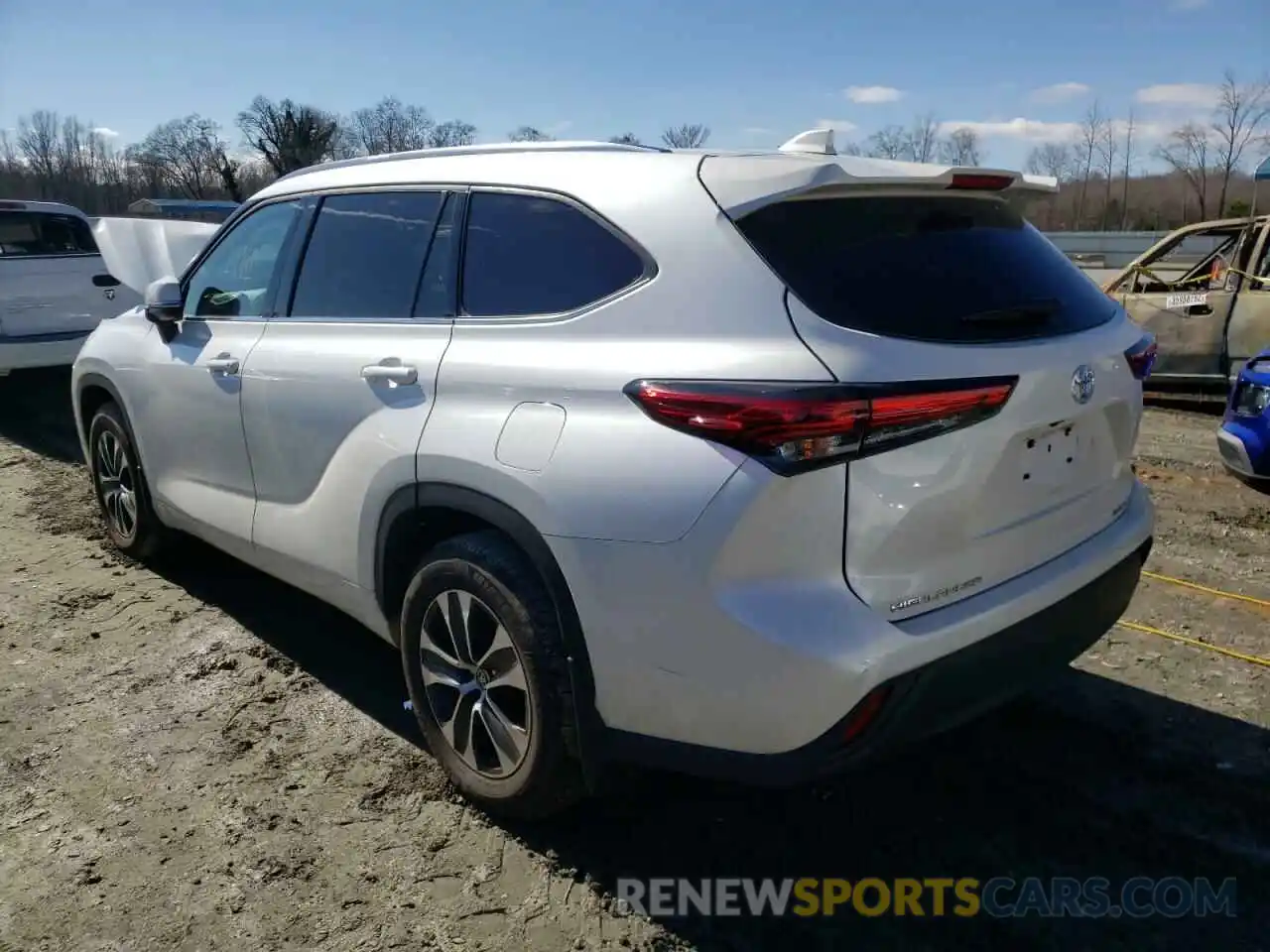 3 Photograph of a damaged car 5TDGZRBH6MS111893 TOYOTA HIGHLANDER 2021