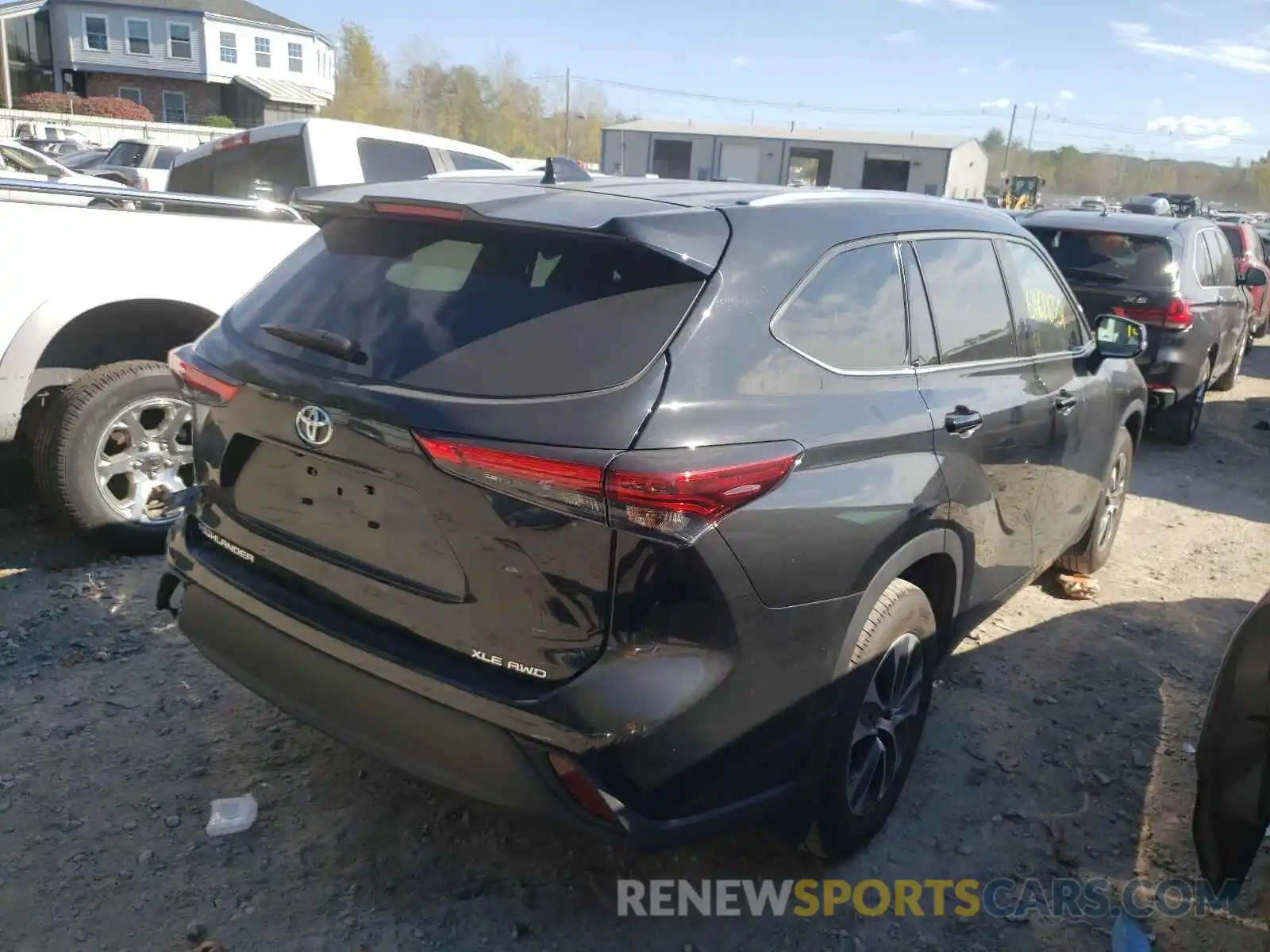 4 Photograph of a damaged car 5TDGZRBH6MS118374 TOYOTA HIGHLANDER 2021