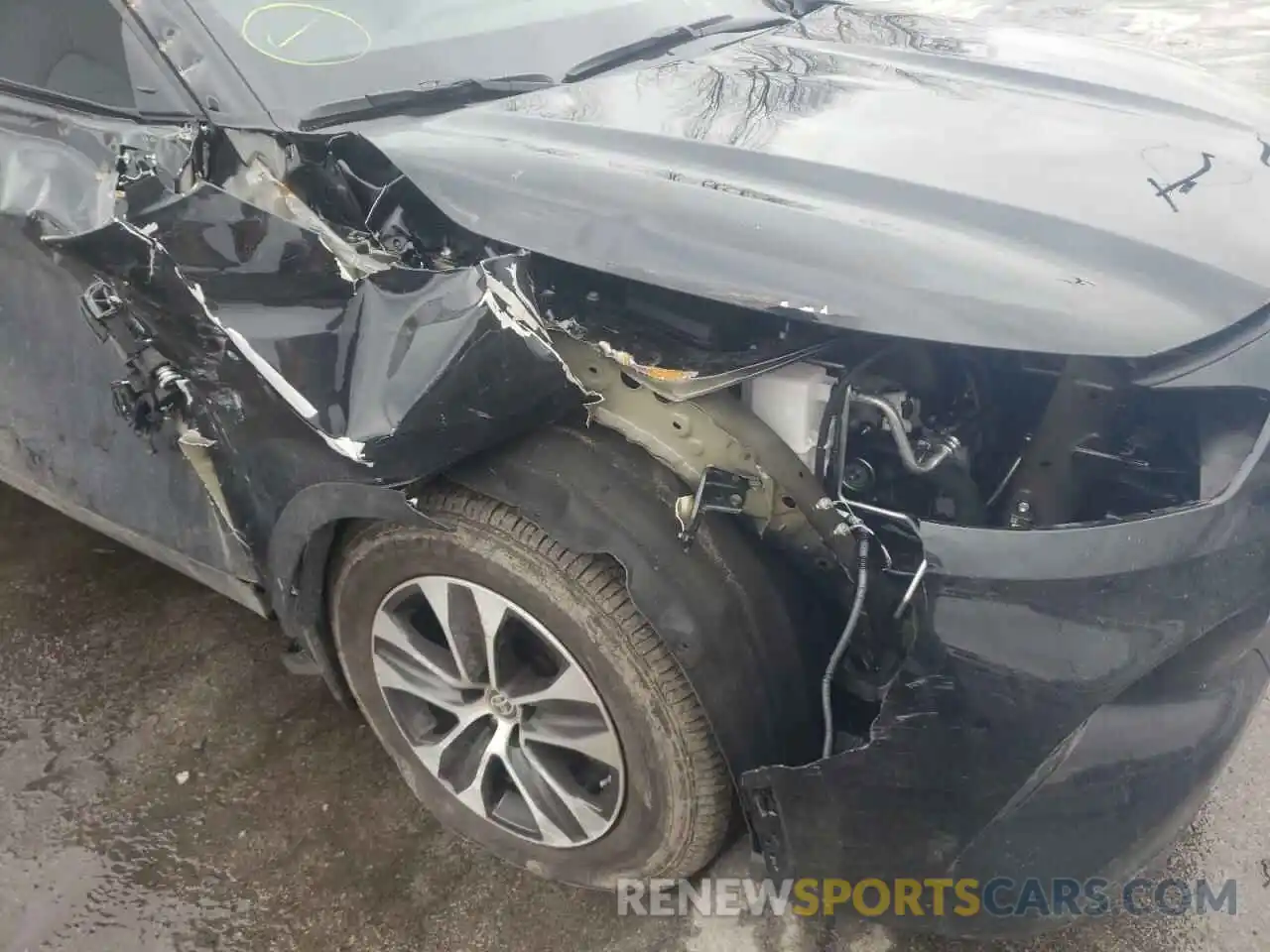 9 Photograph of a damaged car 5TDGZRBH6MS143131 TOYOTA HIGHLANDER 2021