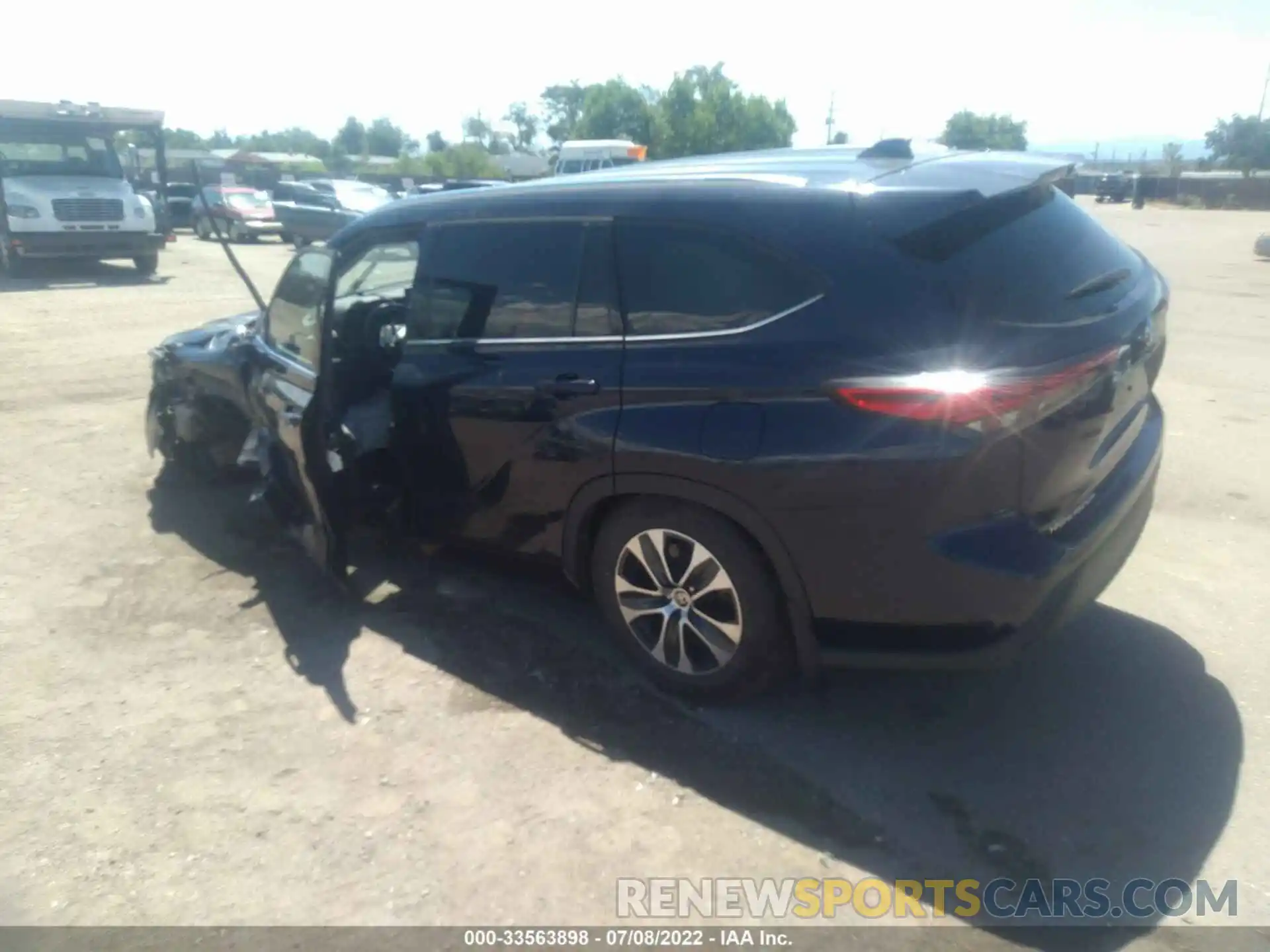 3 Photograph of a damaged car 5TDGZRBH6MS525255 TOYOTA HIGHLANDER 2021