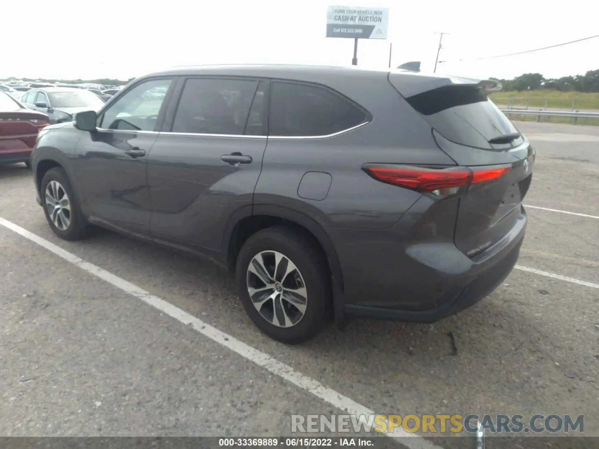 3 Photograph of a damaged car 5TDGZRBH6MS544114 TOYOTA HIGHLANDER 2021