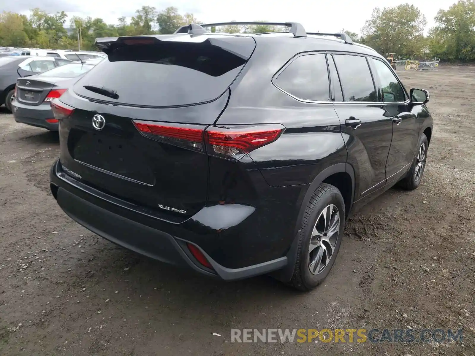 4 Photograph of a damaged car 5TDGZRBH6MS553475 TOYOTA HIGHLANDER 2021