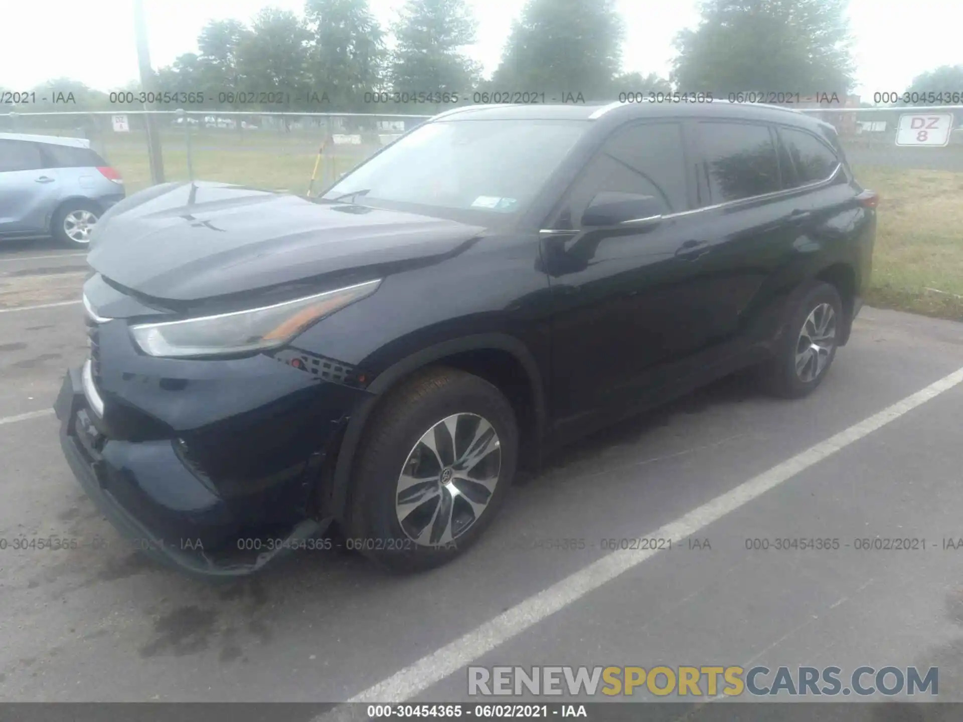 2 Photograph of a damaged car 5TDGZRBH7MS069170 TOYOTA HIGHLANDER 2021