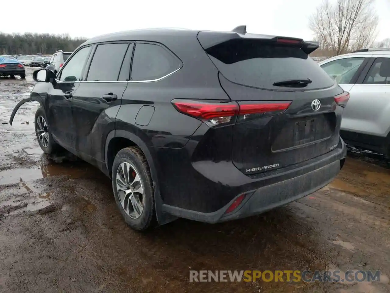 3 Photograph of a damaged car 5TDGZRBH7MS069749 TOYOTA HIGHLANDER 2021