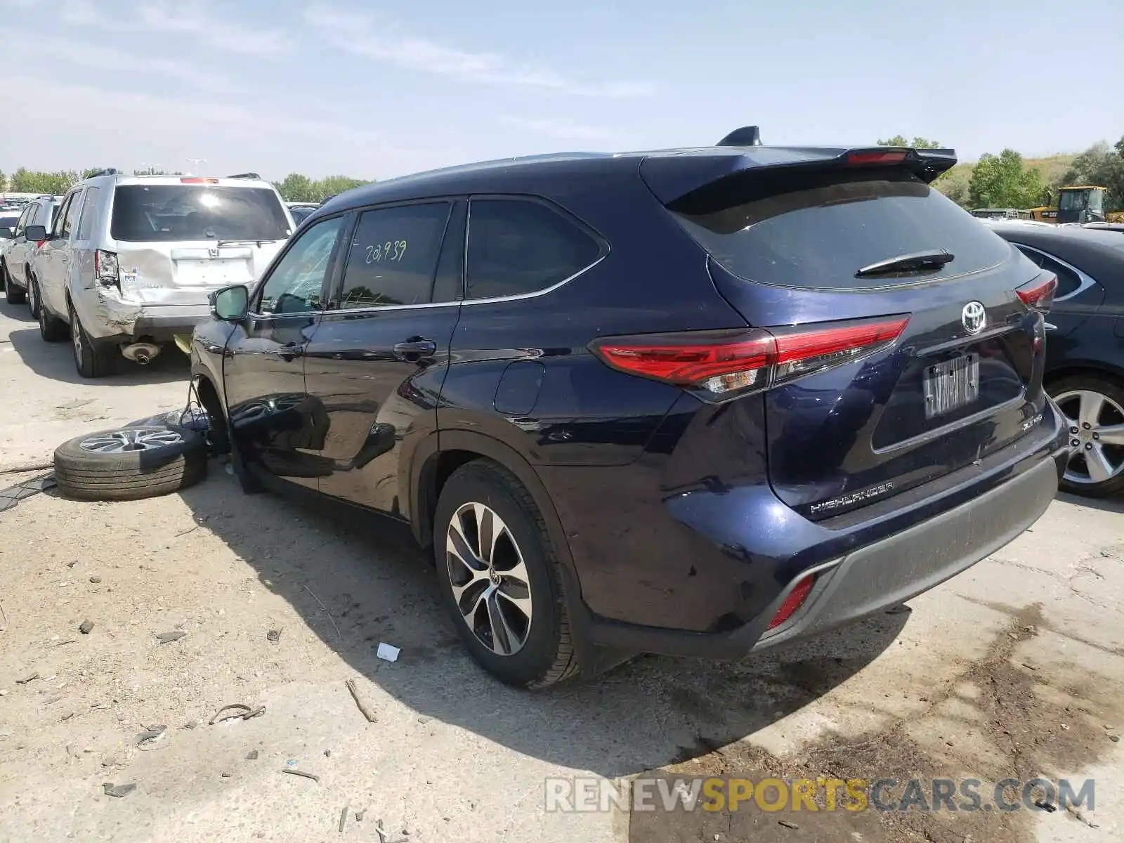 3 Photograph of a damaged car 5TDGZRBH7MS070187 TOYOTA HIGHLANDER 2021