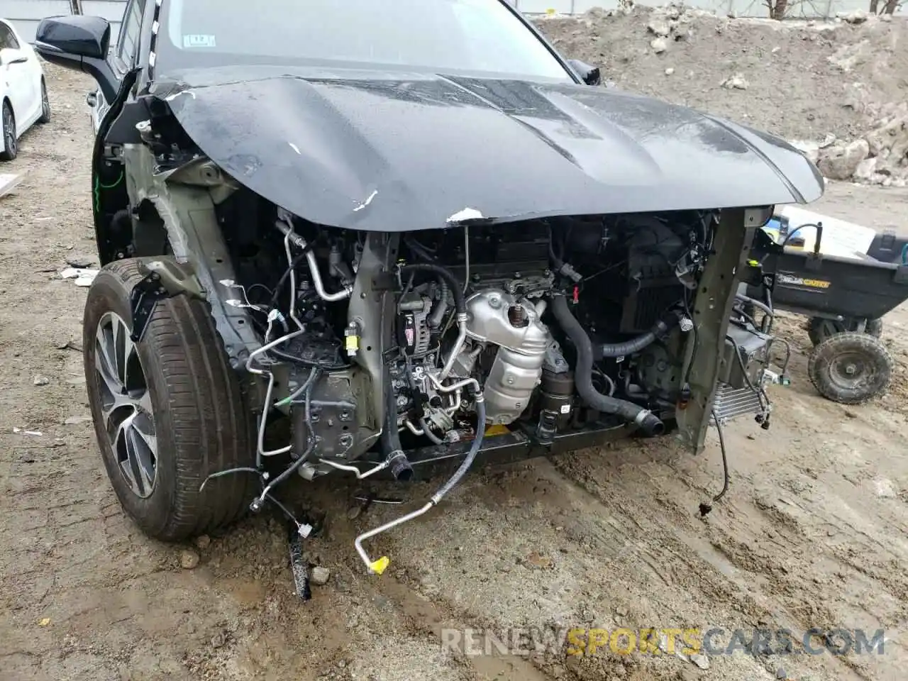 9 Photograph of a damaged car 5TDGZRBH7MS074434 TOYOTA HIGHLANDER 2021