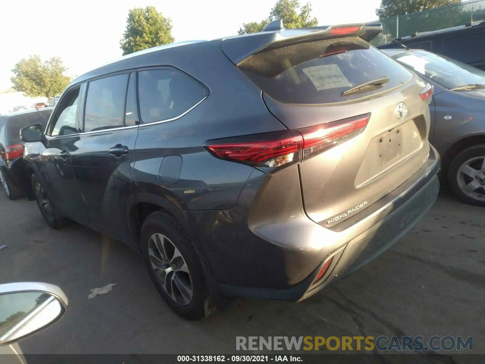 3 Photograph of a damaged car 5TDGZRBH7MS101440 TOYOTA HIGHLANDER 2021