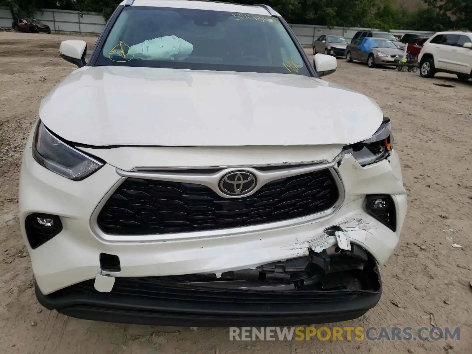 9 Photograph of a damaged car 5TDGZRBH7MS123163 TOYOTA HIGHLANDER 2021