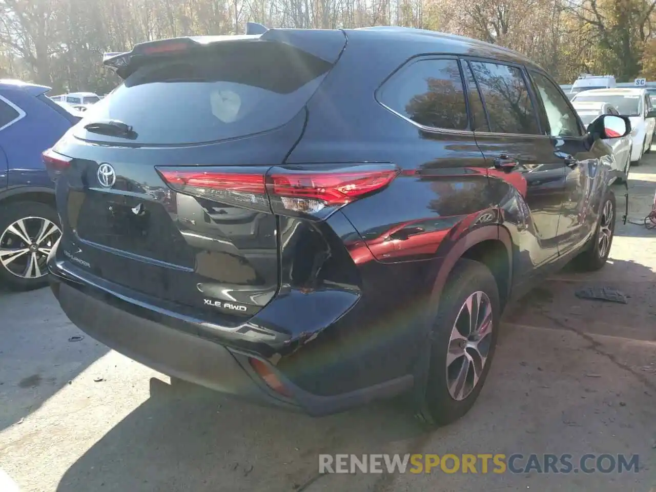 4 Photograph of a damaged car 5TDGZRBH7MS531324 TOYOTA HIGHLANDER 2021