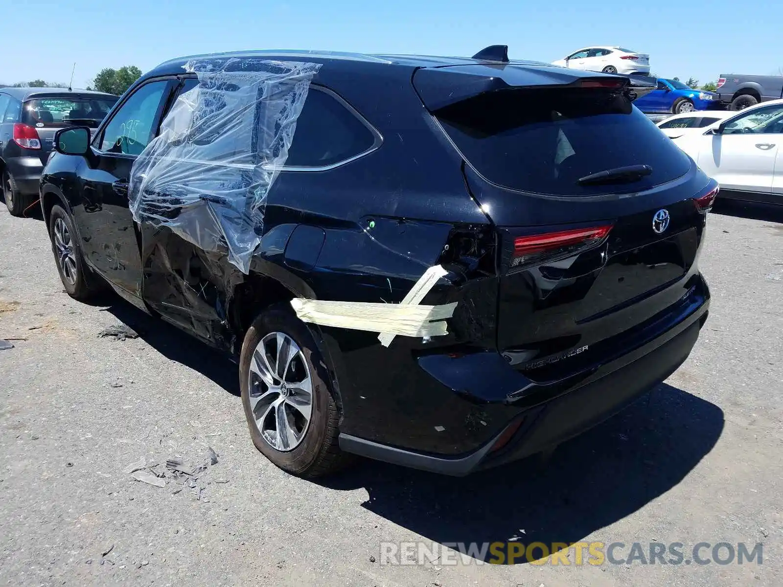 3 Photograph of a damaged car 5TDGZRBH7MS534112 TOYOTA HIGHLANDER 2021