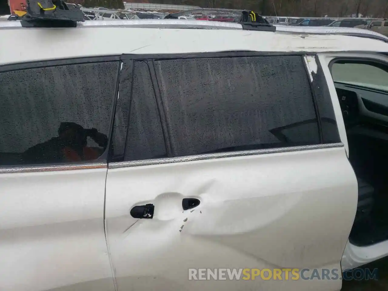 9 Photograph of a damaged car 5TDGZRBH7MS544929 TOYOTA HIGHLANDER 2021