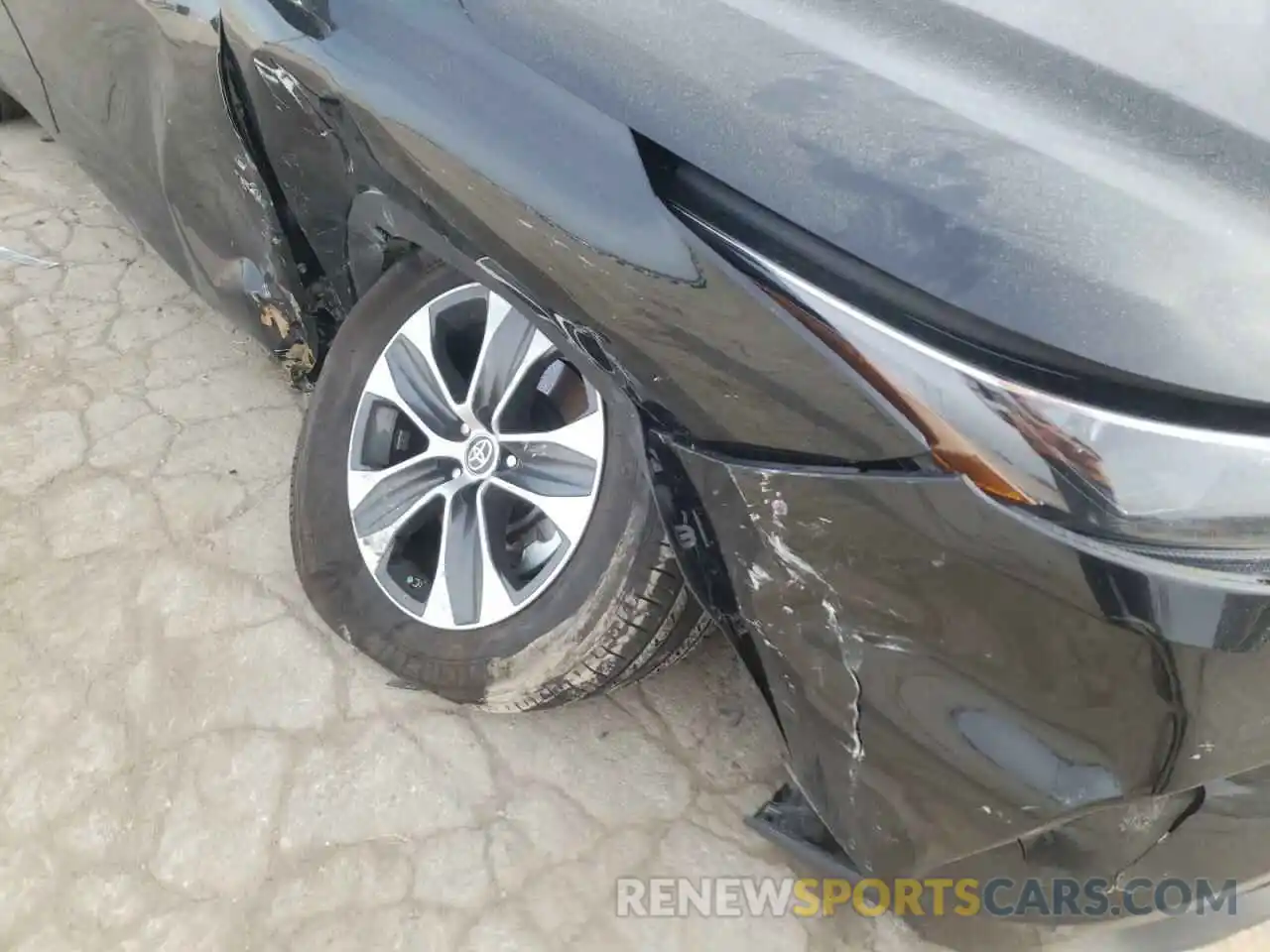 9 Photograph of a damaged car 5TDGZRBH7MS559396 TOYOTA HIGHLANDER 2021