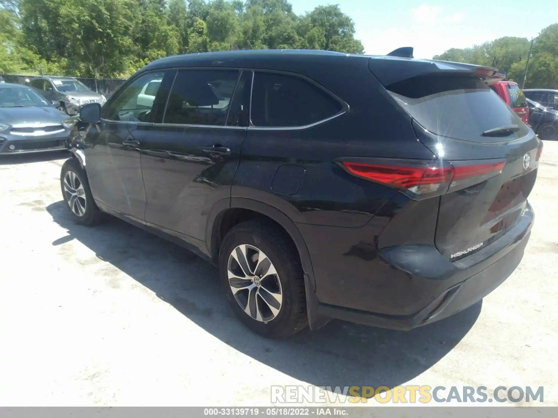 3 Photograph of a damaged car 5TDGZRBH8MS059117 TOYOTA HIGHLANDER 2021