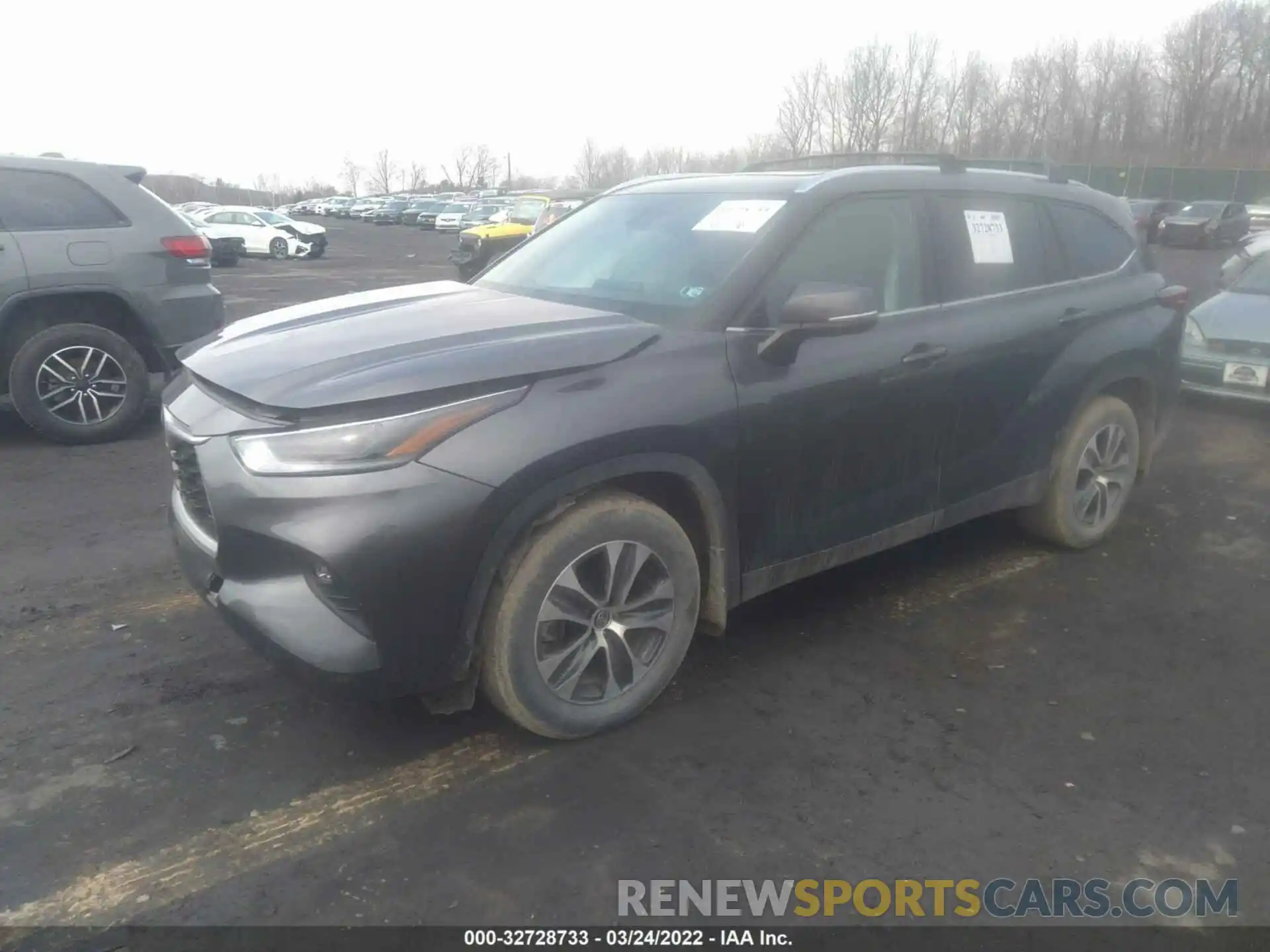 2 Photograph of a damaged car 5TDGZRBH8MS061062 TOYOTA HIGHLANDER 2021