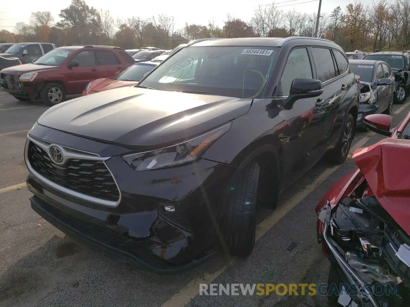 2 Photograph of a damaged car 5TDGZRBH8MS076077 TOYOTA HIGHLANDER 2021