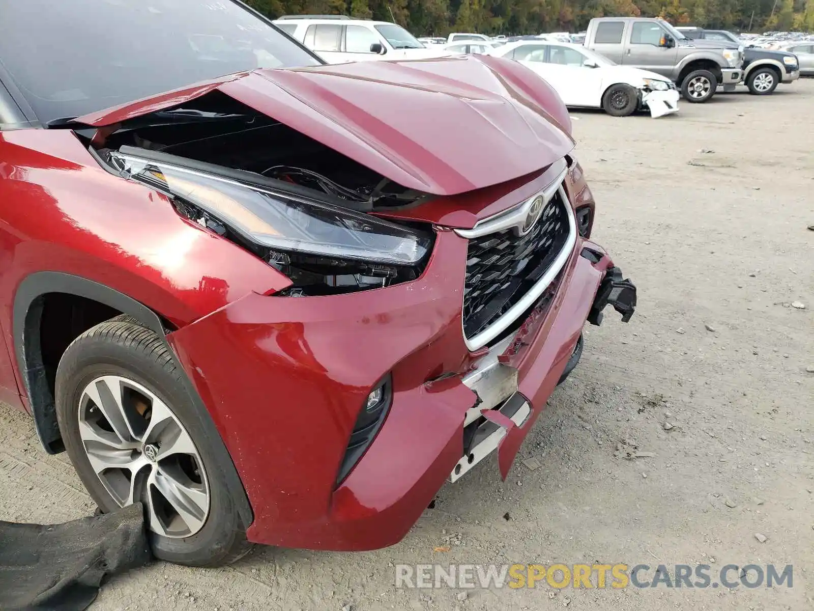 9 Photograph of a damaged car 5TDGZRBH8MS098404 TOYOTA HIGHLANDER 2021