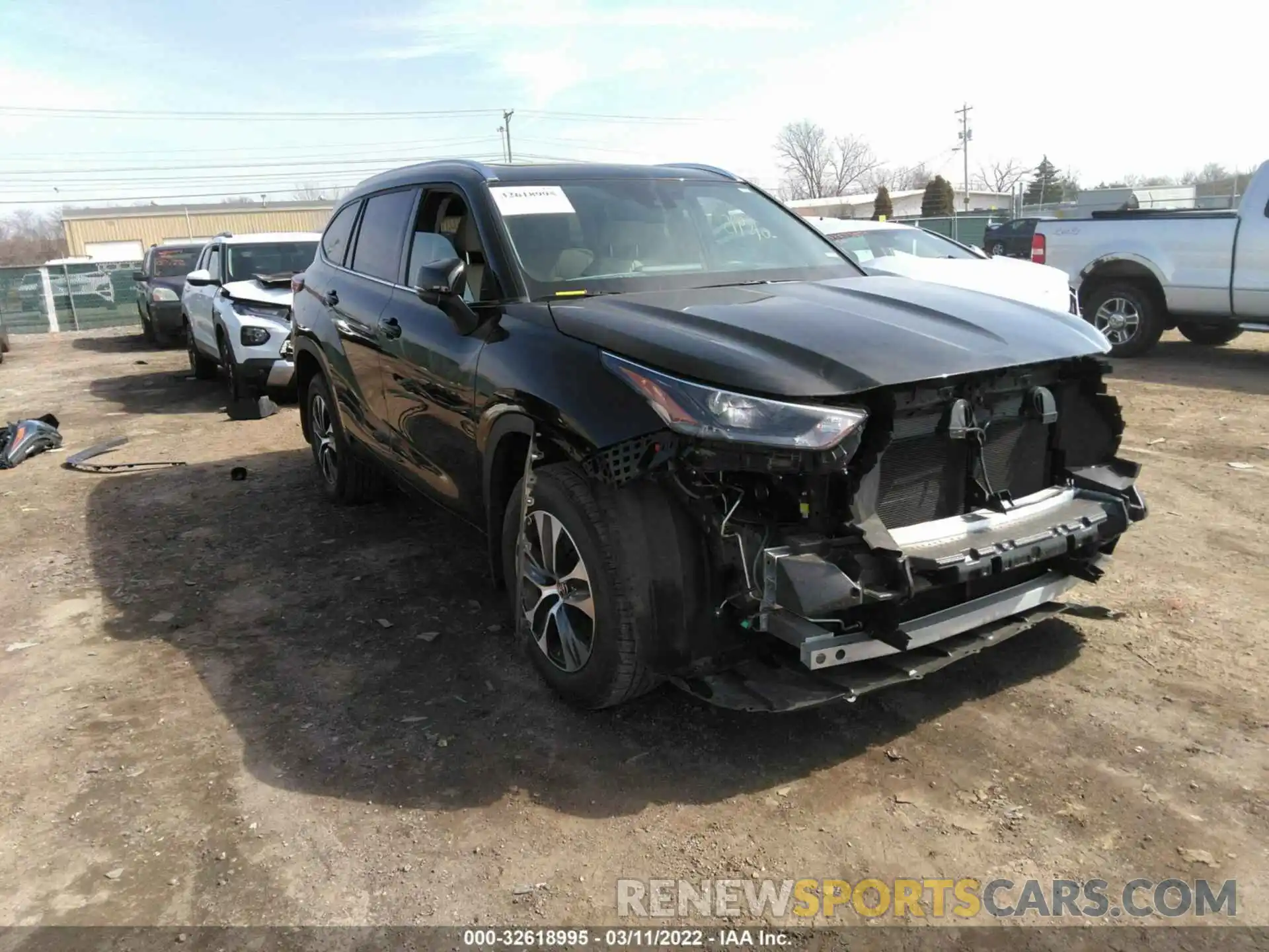 1 Photograph of a damaged car 5TDGZRBH8MS100507 TOYOTA HIGHLANDER 2021