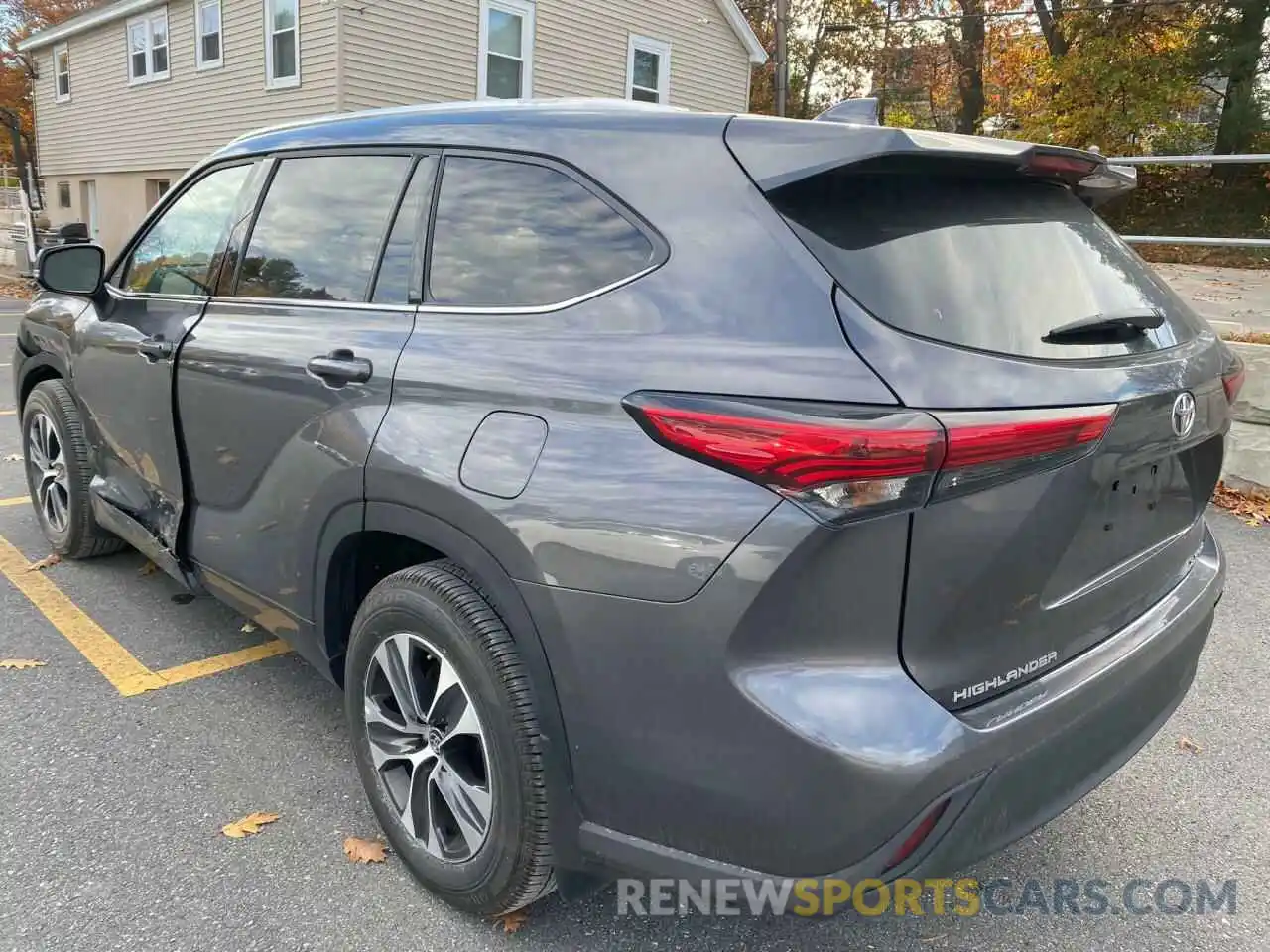 3 Photograph of a damaged car 5TDGZRBH8MS129263 TOYOTA HIGHLANDER 2021