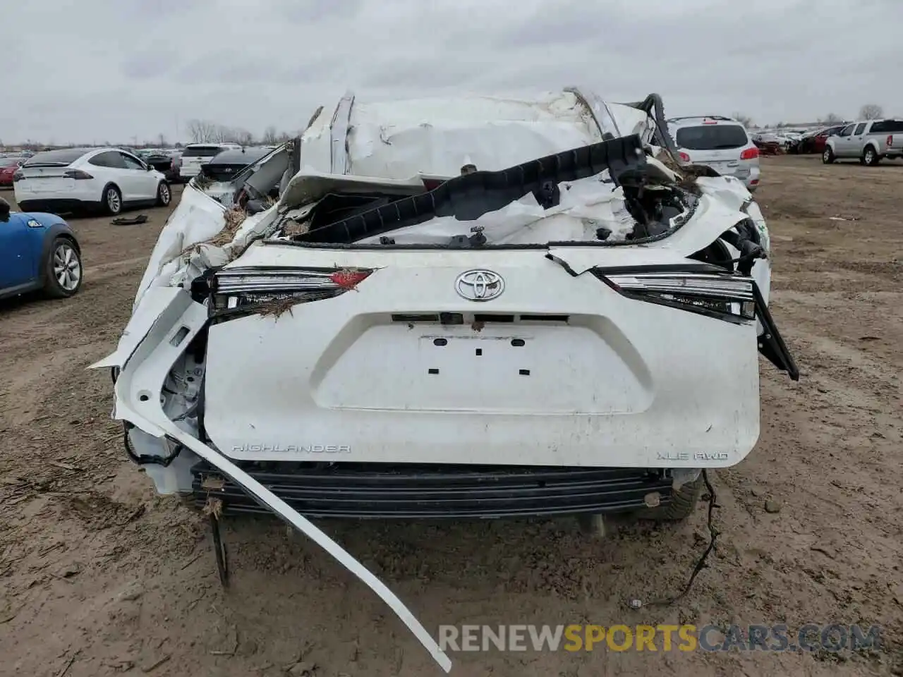 6 Photograph of a damaged car 5TDGZRBH8MS134639 TOYOTA HIGHLANDER 2021