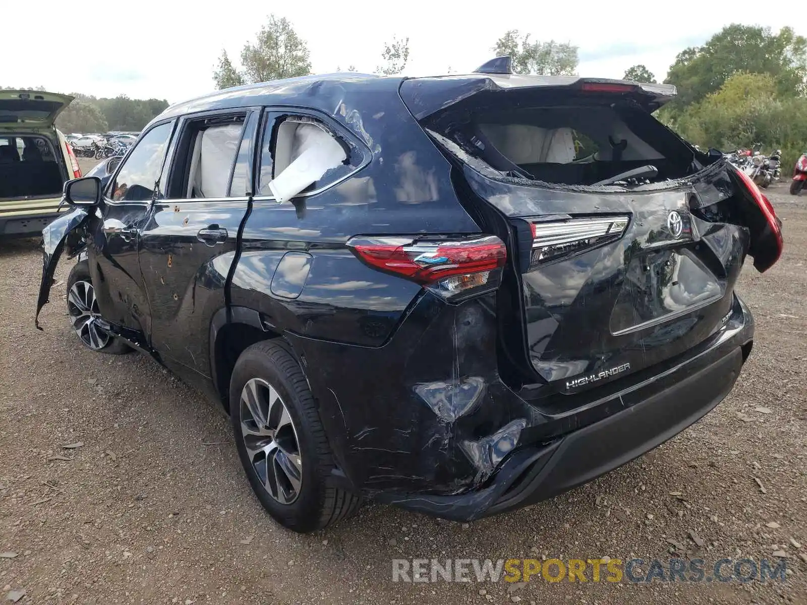 3 Photograph of a damaged car 5TDGZRBH8MS137881 TOYOTA HIGHLANDER 2021