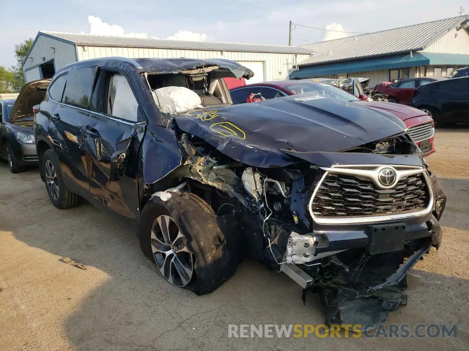 1 Photograph of a damaged car 5TDGZRBH8MS529646 TOYOTA HIGHLANDER 2021