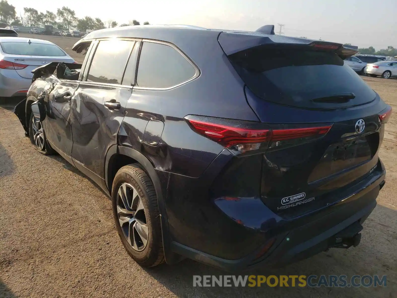 3 Photograph of a damaged car 5TDGZRBH8MS529646 TOYOTA HIGHLANDER 2021