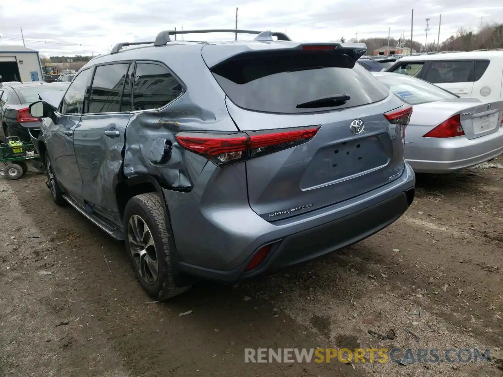 3 Photograph of a damaged car 5TDGZRBH9MS057246 TOYOTA HIGHLANDER 2021