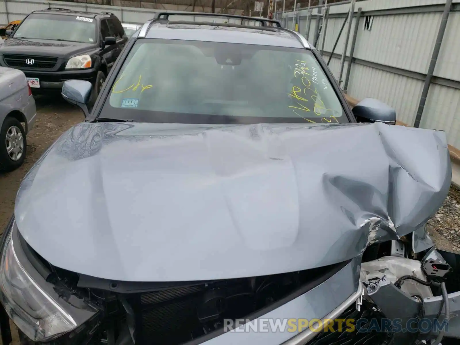 7 Photograph of a damaged car 5TDGZRBH9MS057246 TOYOTA HIGHLANDER 2021