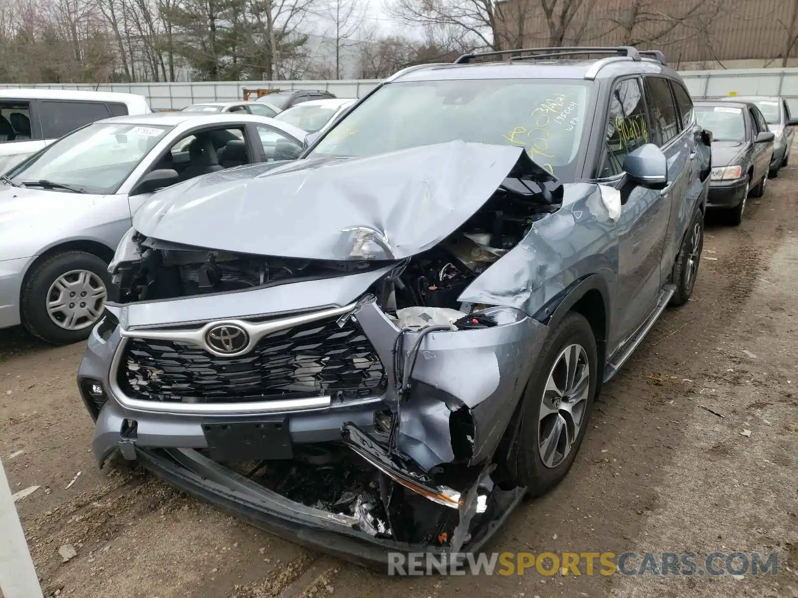 9 Photograph of a damaged car 5TDGZRBH9MS057246 TOYOTA HIGHLANDER 2021