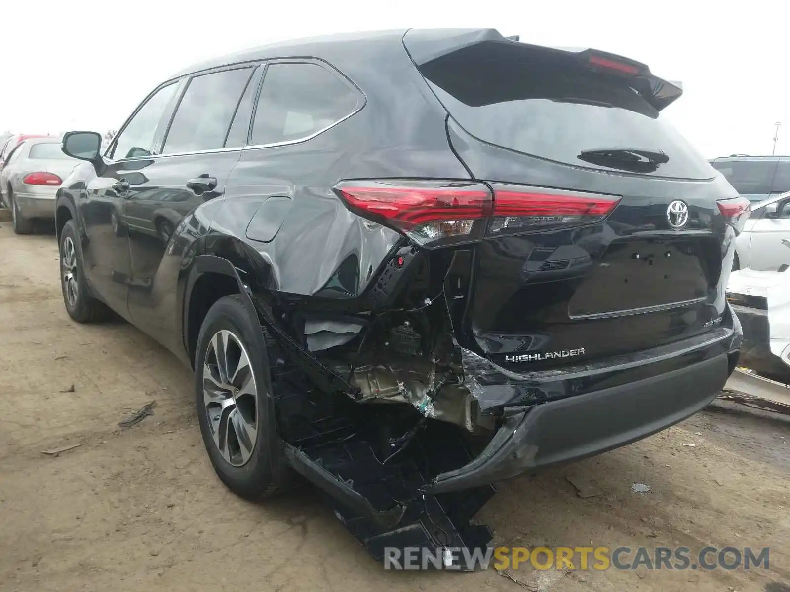 3 Photograph of a damaged car 5TDGZRBH9MS057778 TOYOTA HIGHLANDER 2021