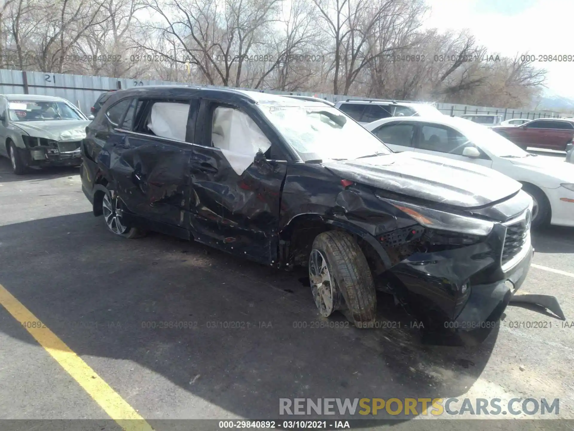 1 Photograph of a damaged car 5TDGZRBH9MS076363 TOYOTA HIGHLANDER 2021