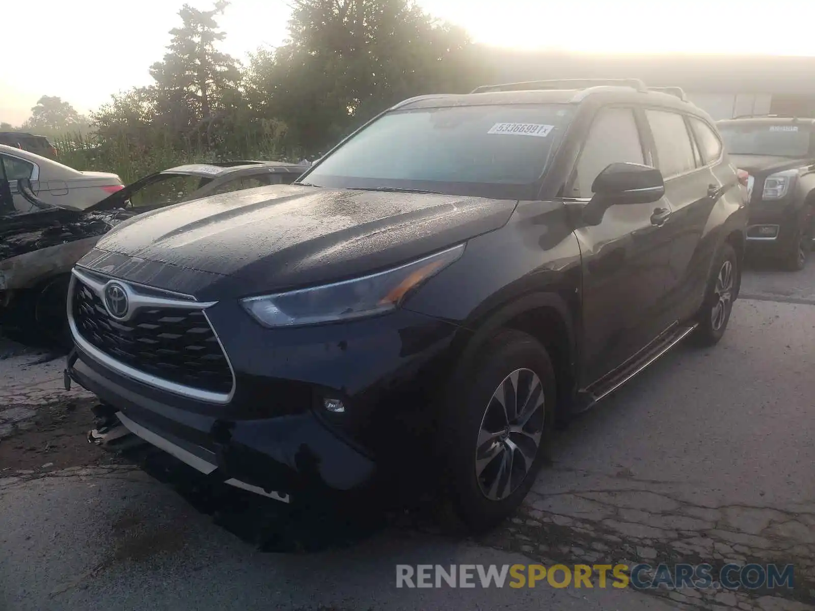 2 Photograph of a damaged car 5TDGZRBH9MS088299 TOYOTA HIGHLANDER 2021