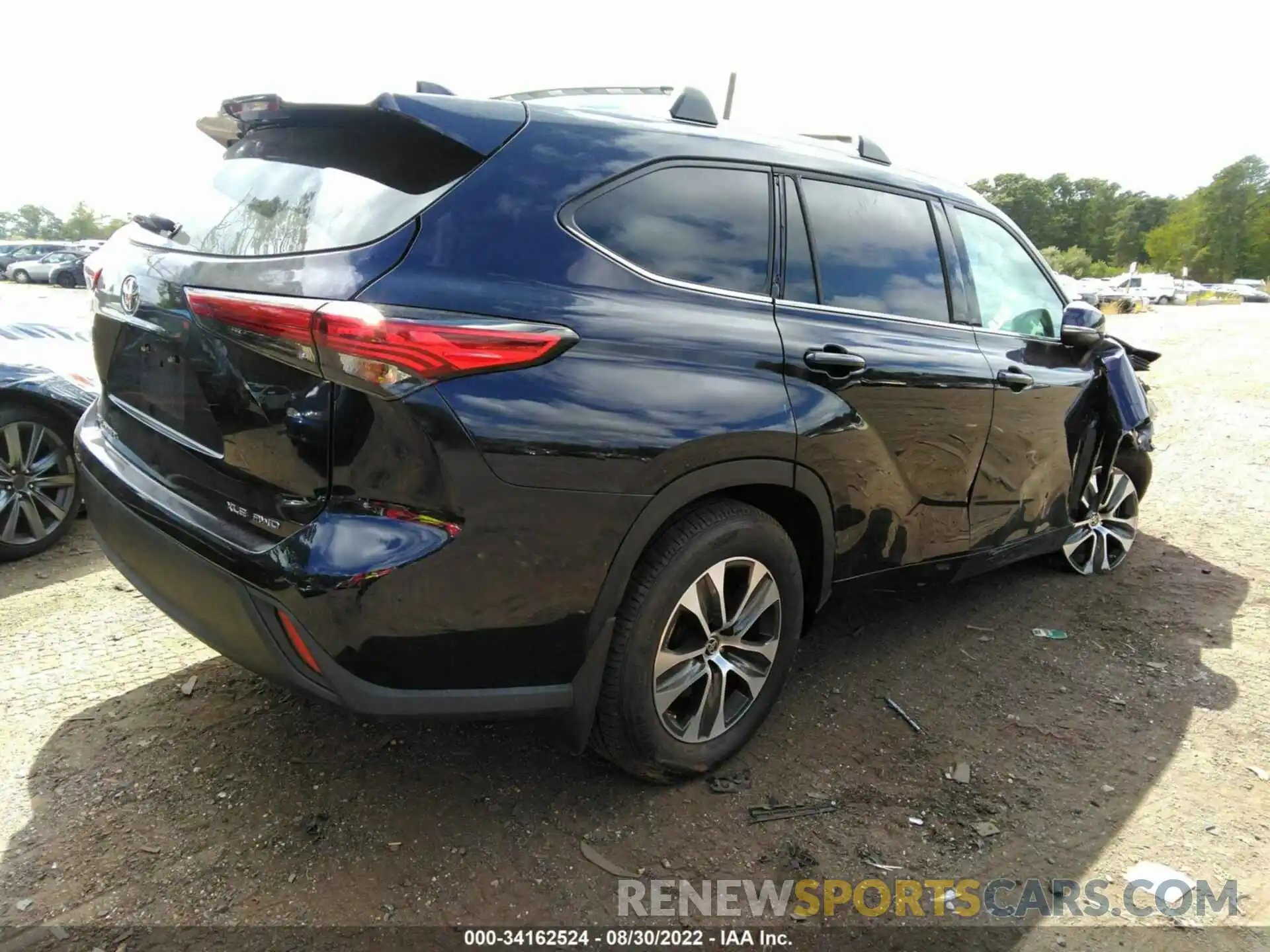 4 Photograph of a damaged car 5TDGZRBH9MS150672 TOYOTA HIGHLANDER 2021